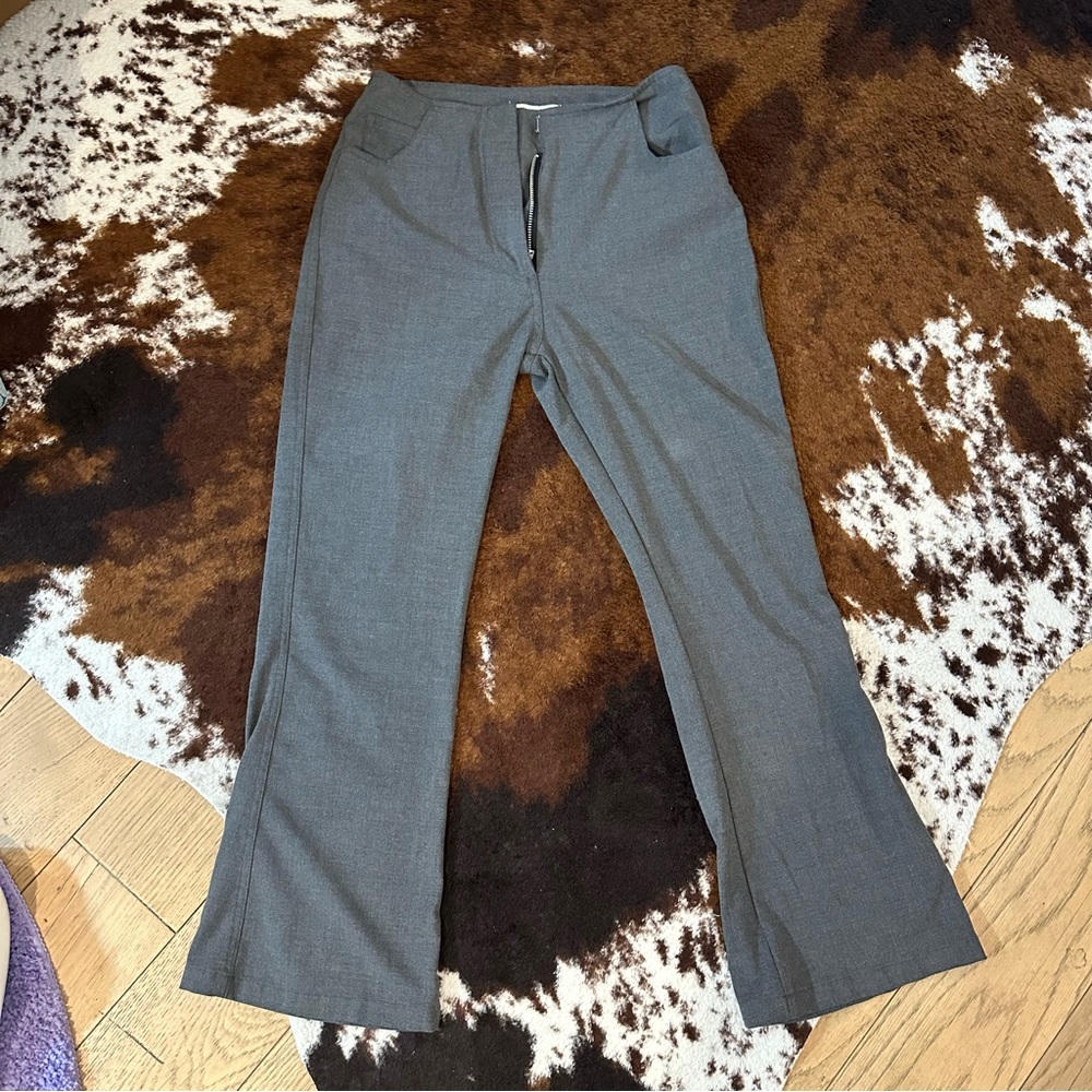 Thin flare pants